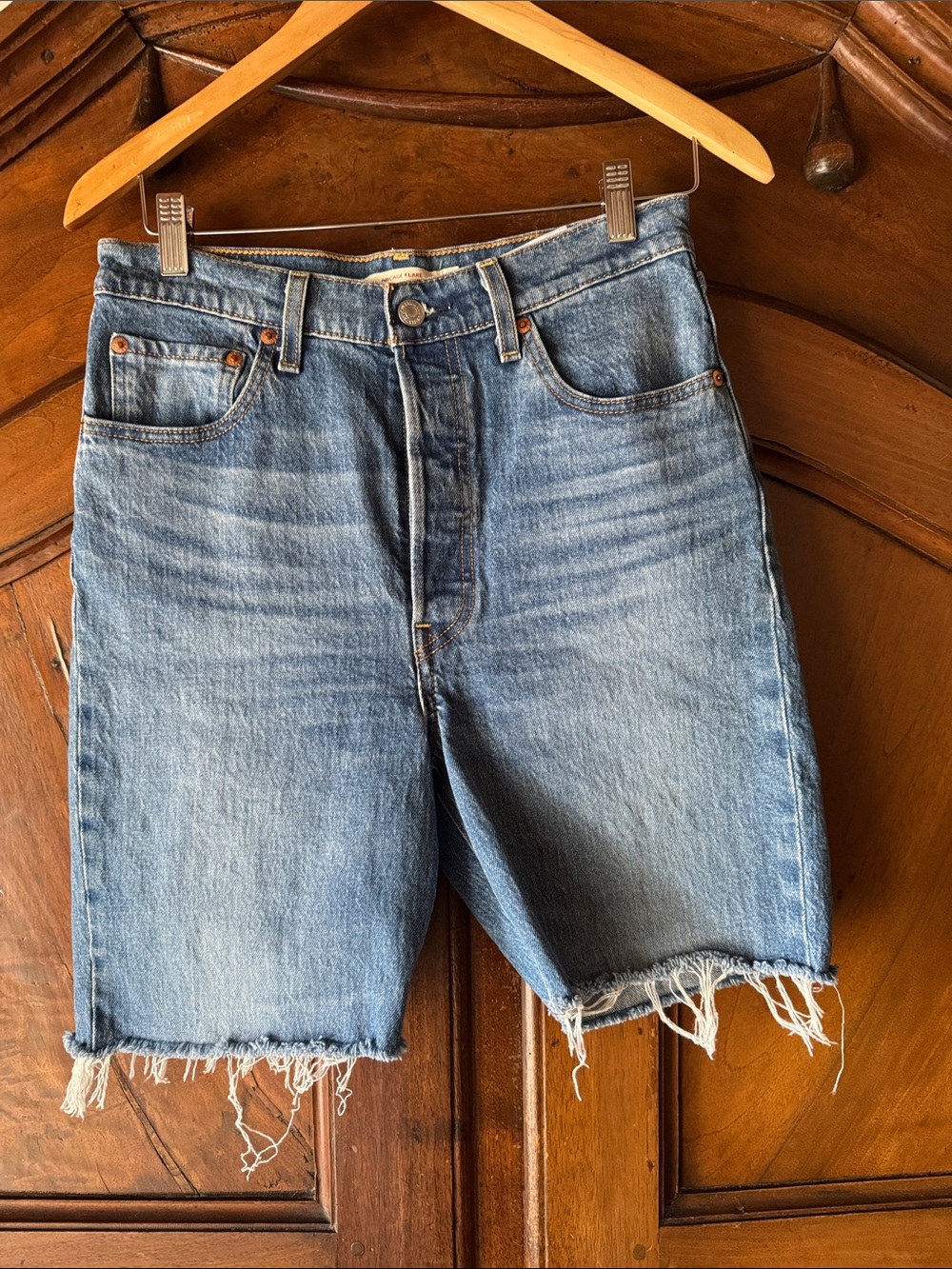 Levi's Distressed Bermuda shorts